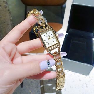 HOT SALE ĐỒNG HỒ NỮ THỜI TRANG GUCHI DÂY LẮC MẶT CHỮ NHẬT