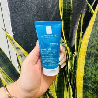 Gel Rửa Mặt Làm Sạch Da La Roche PoSay Cho Da Dầu Mụn Nhạy Cảm 50ml