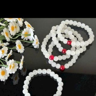 Chuỗi đeo tay đá trắng mix mặt vòng tay phong thủy