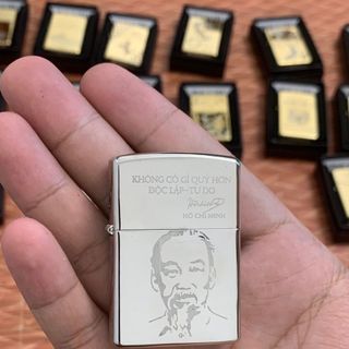 Zippo bạc 9 lama khắc mọi chủ đề