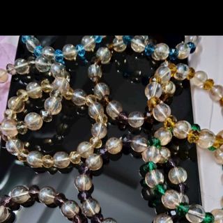 Vòng đeo tay phong thủy mix hạt pha lê có nhìu màu sắc