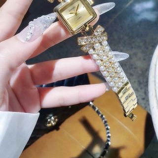 XẢ RẺ ĐỒNG HỒ NỮ THỜI TRANG CHANEU DÂY VÀNG NGỌC TRAI
