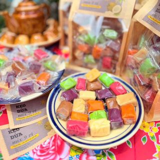 KẸO DỪA 9 VỊ ĐẶC SẢN BẾN TRE, ÍT NGỌT, BÉO CỐT DỪA TỰ NHIÊN 500G - WINNIE HOUSE