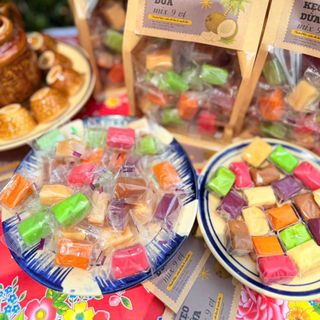 KẸO DỪA 9 VỊ ĐẶC SẢN BẾN TRE, ÍT NGỌT, BÉO CỐT DỪA TỰ NHIÊN 500G - WINNIE HOUSE