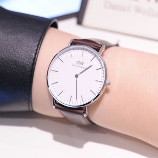 ĐỒNG HỒ NAM NỮ CAO CẤP DANIEL W CLASSIC DÂY DA MẶT TRẮNG VIỀN BẠC FULLBOX TEM