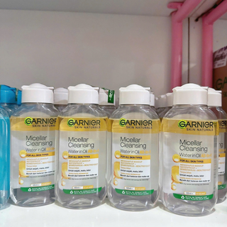 [Authentic]Tẩy trang Garnier 125ml vàng dầu