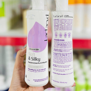 [Authentic]Dung dịch vệ sinh Lactacyd 250ml (Tím)