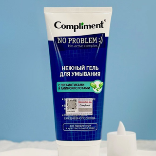 [Chính Ngạch]Sữa rửa mặt Compliment 200ml (Xanh ngọc)