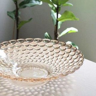 ĐĨA THỦY TINH VÀNG CHẤM BI 24CM