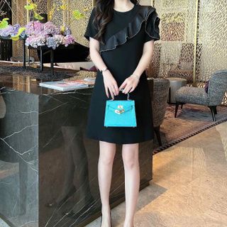 ĐẦM NỮ NHẬP SUÔNG KẾT BÈO