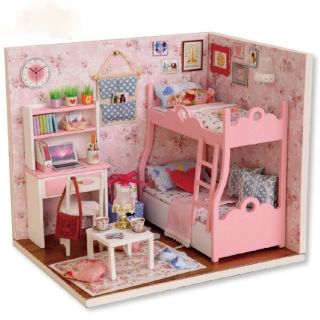 Nhà Đồ Chơi Búp Bê Láp Ráp Có Đèn