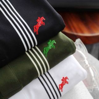 Ao thun co co soc dung moi nam 2025