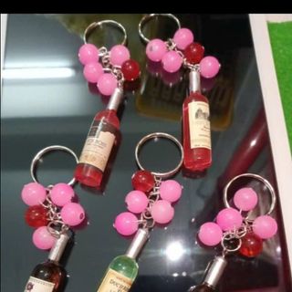 Móc khóa mẫu y hình nhé móc chìa khóa