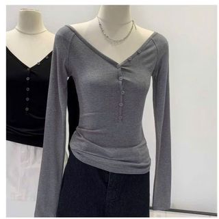 Áo thun cổ V tay dài phối nút