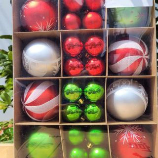 Hộp Trái Châu Trang Trí Noel Mã 812