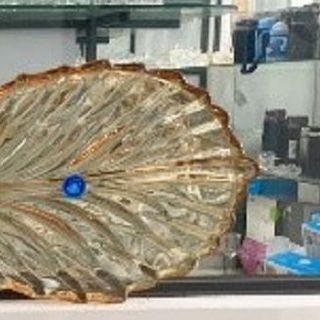 ĐĨA THUỶ TINH CHIẾC LÁ MÀU VÀNG 30 x 20cm