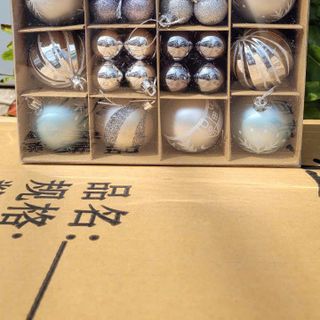 Hộp Trái Châu Trang Trí Noel Mã 616