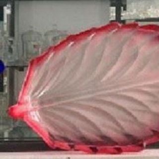 ĐĨA THUỶ TINH CHIẾC LÁ MÀU 30 x 20cm 313- 1