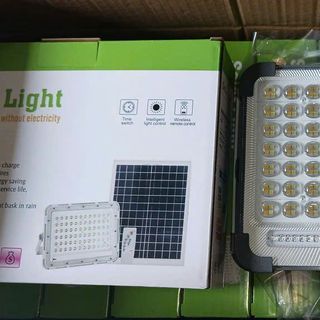 ĐÈN PHA TÍCH ĐIỆN NLMT 300W SOLAR