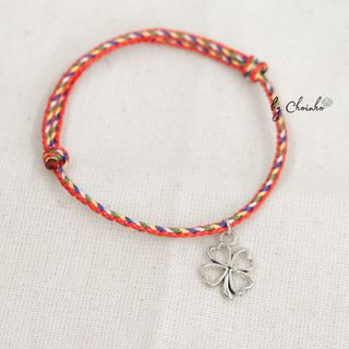 NS Đỏ 2.0 người lớn charm cỏ 4 lá mỏng nhỏ không tua rua