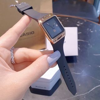 SALE NHANH ĐỒNG HỒ NỮ THỜI TRANG GUO VUÔNG CAO SU