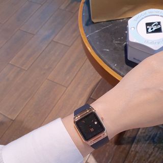 SALE NHANH ĐỒNG HỒ NỮ THỜI TRANG GUO VUÔNG CAO SU