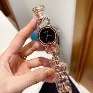 XẢ KHO ĐỒNG HỒ NỮ THỜI TRANG GUCHI MẶT TRÒN DÂY LẮC VÀNG