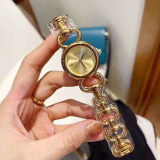 XẢ KHO ĐỒNG HỒ NỮ THỜI TRANG GUCHI MẶT TRÒN DÂY LẮC VÀNG