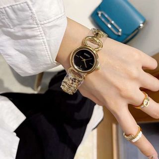 XẢ KHO ĐỒNG HỒ NỮ THỜI TRANG GUCHI MẶT TRÒN DÂY LẮC VÀNG