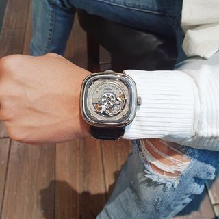 ĐỒNG HỒ NAM SIÊU CẤP SEVEN PRIDAY MÁY CƠ MẶT VUÔNG VÀNG ĐEN TẶNG DÂY FULLBOX