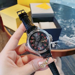 XẢ NHANH SET ĐỒNG HỒ NỮ SIÊU CẤP PENDI MẶT ĐÁ XOAY KÈM DÂY HÃNG FULLBOX