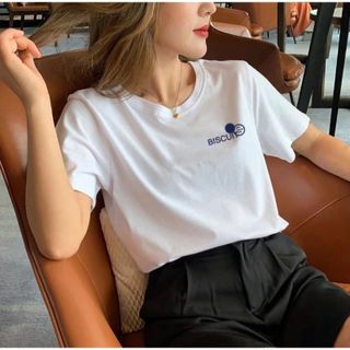 Áo thun nữ tay ngắn cổ tròn in chữ Biscuit chất vải thun cotton thoáng mát co dãn freesize dưới 55kg