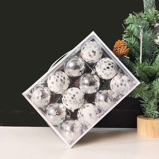 Hộp 12 Trái Châu Size 6cm.