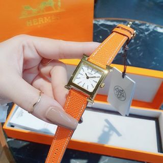 ĐỒNG HỒ NỮ CAO CẤP HERME NIỀNG MẶT SỐ HỘT NIỀNG THÉP VÀNG