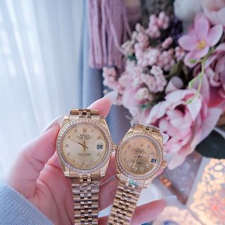 ĐỒNG HỒ NAM NỮ CAO CẤP RÔLET DÂY THÉP VÀNG VIỀN HỘT KÍNH SAPHIRE