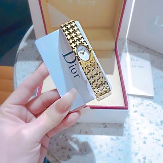 ĐỒNG HỒ NỮ CAO CẤP DIOD VÒNG KIỀNG MÀU GOLD