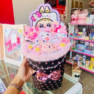 BÓ HOA GẤU SIZE LỚN TẶNG TÚI GIẤY ĐÈN LÀM QUÀ TẶNG 0817 - LADY'S PASSION