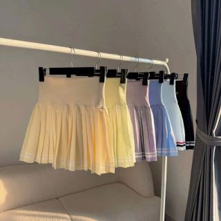 Váy xếp ly viền chất dù co dãn phối lưng thun