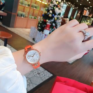 ĐỒNG HỒ NỮ SIÊU CẤP SALVATHORE DÂY DA MÀU MẶT HOA 3D VIỀN ĐÁ FULLBOX