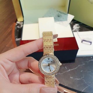 ĐỒNG HỒ NỮ THỜI TRANG RÔLET VIỀN ĐÁ MÀU VÀNG