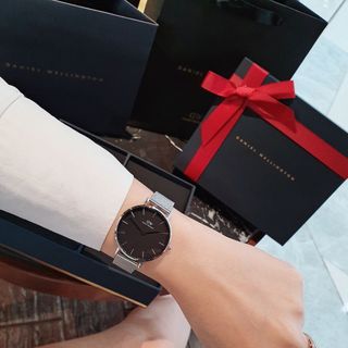 SET DANIEL CAO CẤP LỄ HỘI LƯỚI PETITE VÀ CUFF FULLBOX