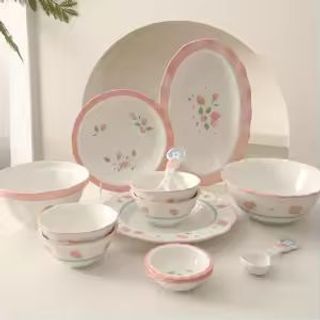 Set Bát Đĩa 12 Món Dâu Cute ( THÙNG 8B )