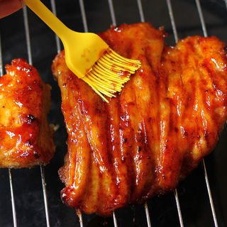 Nọng heo tươi cấp tươi - khay 1kg (giao hcm)