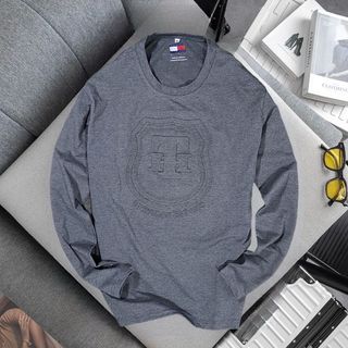 Áo thun tay dài dập ve hang