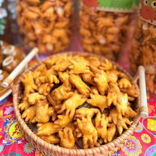 SNACK CUA CHIÊN MẮM GIÒN RỤM – ĂN CHƠI SIÊU CUỐN 500G - WINNIE HOUSE