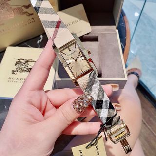 ĐỒNG HỒ NỮ SIÊU CẤP BUBBERI MẶT CHỮ NHẬT DÂY SỌC HAI SIZE