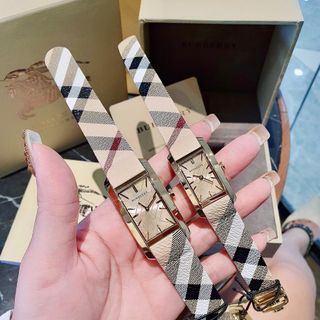 ĐỒNG HỒ NỮ SIÊU CẤP BUBBERI MẶT CHỮ NHẬT DÂY SỌC HAI SIZE