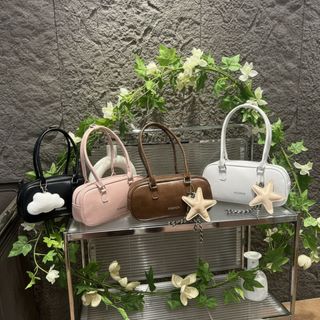 TÚI XÁCH NỮ DÁNG THUYỀN DA PU BÓNG TẶNG MÓC KHÓA NGÔI SAO W780 - WINNIE HOUSE