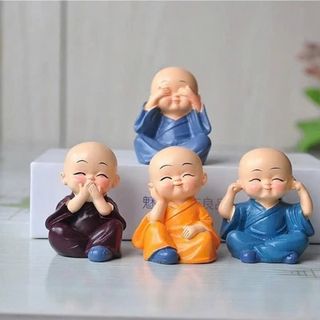 Bộ 4 chú tiểu trang trí xe hơi, bàn làm việc