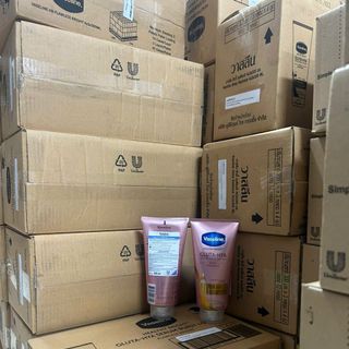 Kem Dưỡng thể Vaselin hàng nội địa Thái Lan